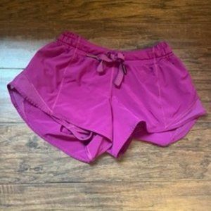 Lululemon | Hotty Hot Shorts 2.5" | Size 2